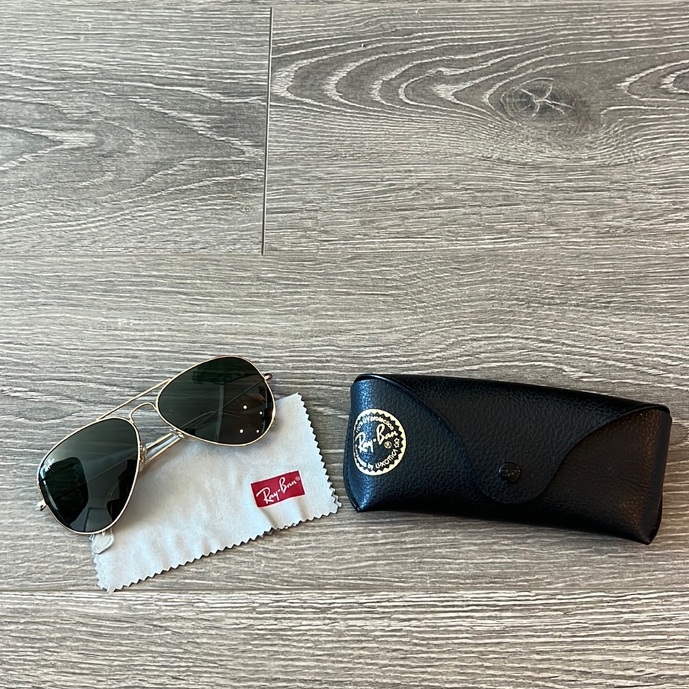 Ray-Ban Original Gold Aviators